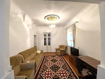 888: 2 комнаты, 47 м², Азия Молл Сталинка, 1 этаж, Требуется ремонт — 1