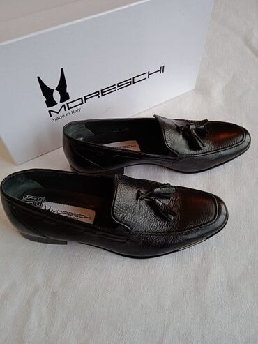 Qaşıqlar: Möhtəşəm Moreschi brand loafers. İtaliya, əl işi. Təmiz dəri. Təzə