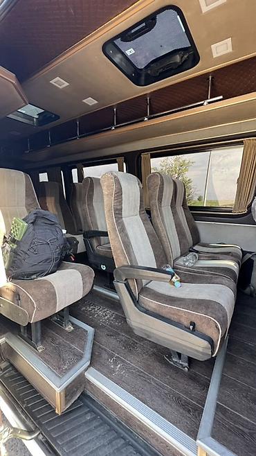vip bus: Mercedes-Benz Спринтер: 2012 г., 2.7 л, Механика, Дизель, Бус — 3