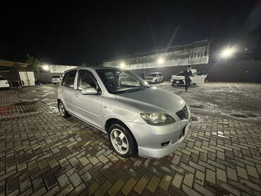mazda хэтчбек: Mazda Demio: 2004 г., 1.5 л, Автомат, Бензин, Хетчбек
