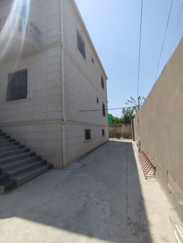 Həyət evləri və villaların satışı: Binəqədi qəs. 6 otaqlı, 300 kv. m, Yeni təmirli — 9