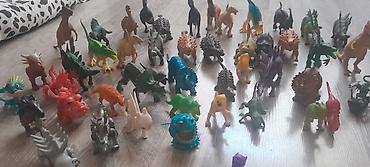 20 man Məhsul: Dinozavr və fantastik heyvan fiqurlarından böyük