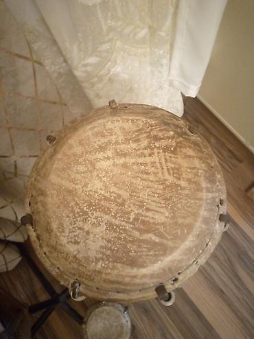 bongo: Musiqi aləti dəsti – 4 ədəd zərb aləti və dayaq ayaqları Tərkibi: - 2 — 4