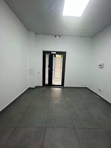 работа азия мол: Аренда офисов, 130 м², С отдельной кухней — 8
