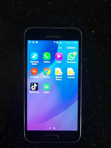 samsung sade telefonlar: Samsung Galaxy J3 2016, 8 GB, rəng - Qara, Düyməli, İki sim kartlı