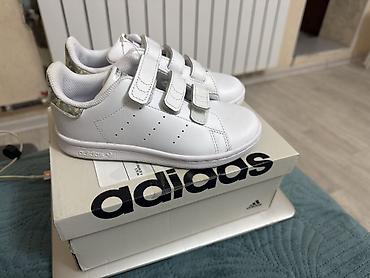 adidas 37: Детские Adidas StanSmith прямиком из Кореи.
Размер 30.
Оригинал — 1