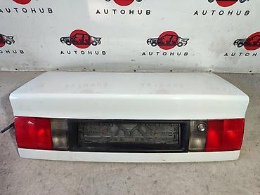 Крышка багажника в сборе для седана Audi 80/90 B3 (ориентировочно