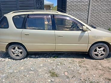 тайота ипсум 2000: Toyota Ipsum: 2000 г., Минивэн — 3