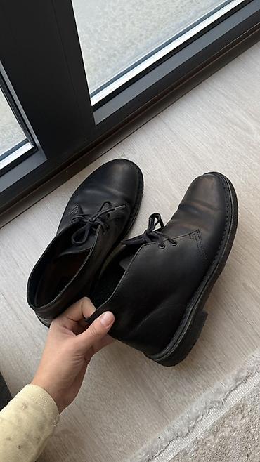 кожаная обувь распродажа: Мужские кожаные ботинки Clarks Originals, размер EU 40. В отличном — 1