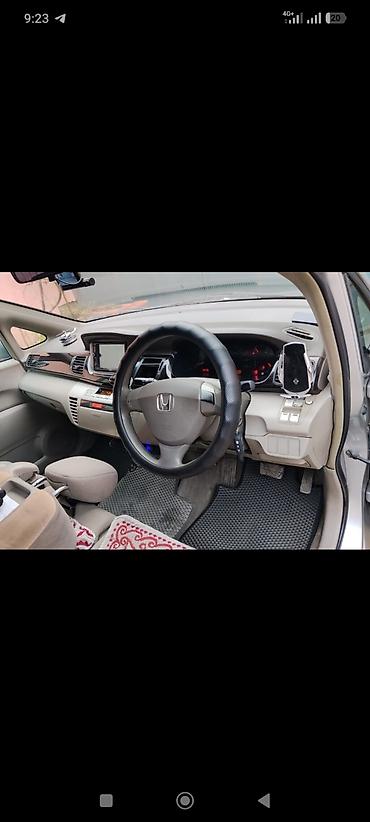 terrano 2: Honda Edix: 2004 г., 2 л, Автомат, Бензин, Минивэн — 7