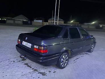 ender s: Volkswagen Passat: 1989 г., 1.8 л, Механика, Газ, Седан — 8
