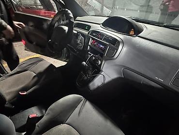 тайота матрих: Hyundai Matrix: 2003 г., 1.8 л, Автомат, Бензин, Минивэн — 5