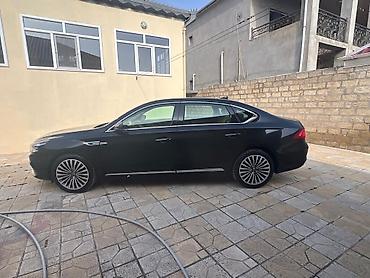 Digər avtomobillər: Salam Satıram: GAC Trumpchi GA8 İl: 2018 Mühərrik: 2.0 Rəng: Qara — 6