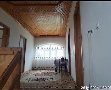Otaqların satışı: Geniş və işıqlı evin ikinci mərtəbəsində yerləşən dəhliz/zal satılır — 1
