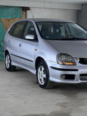 купить авто абхазия: Nissan Almera Tino: 2002 г., 1.8 л, Механика, Бензин