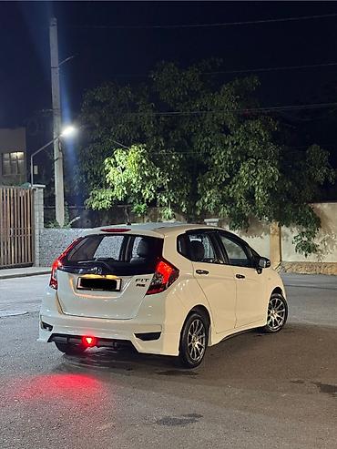 обшивка дверей на фит: Honda Fit: 2019 г., 1.5 л, Вариатор, Бензин, Хэтчбэк — 3