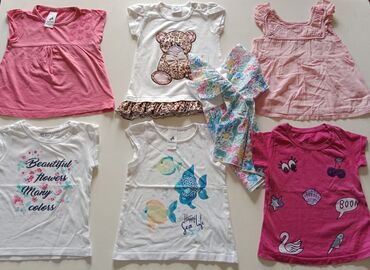 garderoba za devojčice: C&A, Okrugli izrez, Kratak rukav, Cvetni, 98