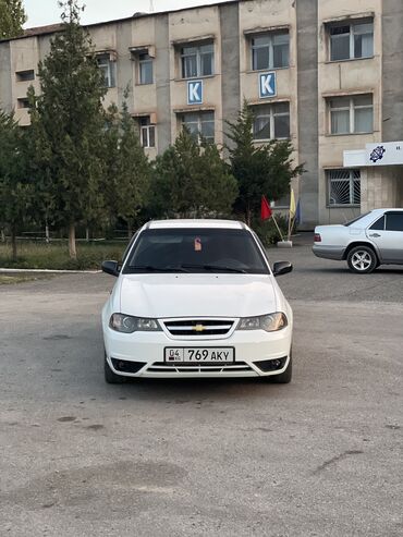 фонар пассат: Daewoo Nexia: 2012 г., 1.6 л, Механика, Бензин, Седан