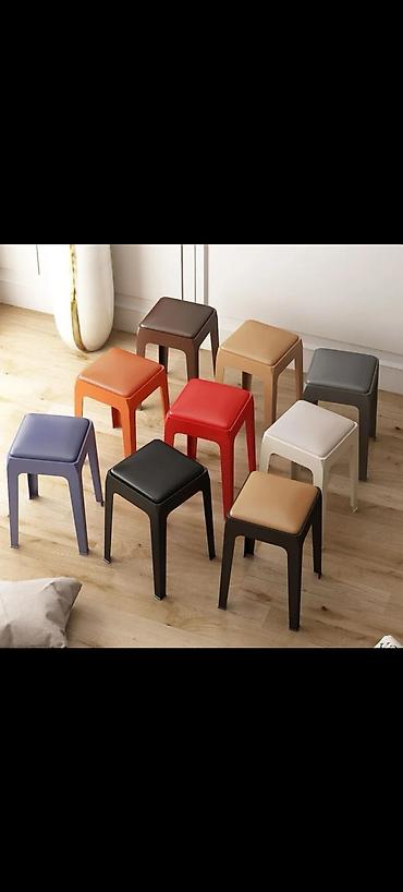 Plastik kvadrat taburetka – yığcam və çoxməqsədli. - Dizayn