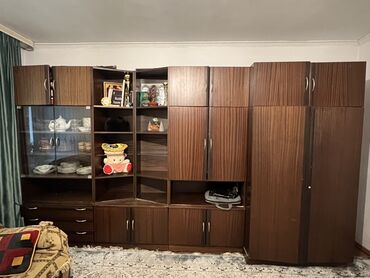 полки вместо прикроватных тумбочек: Зал үчүн гарнитур, ДСП