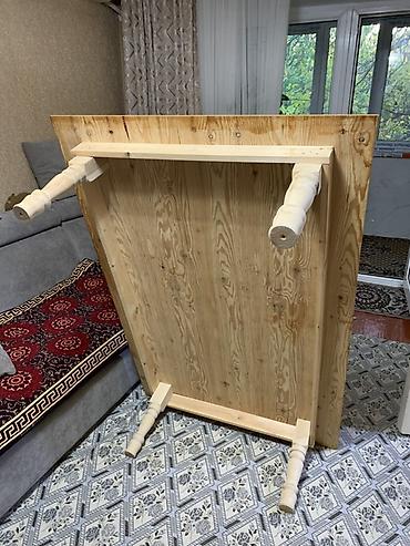 Ремонт и строительство: Низкий деревянный стол ручной работы. - Удобна для сидения на полу или — 1