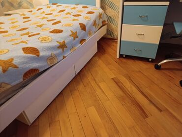 Uşaq və gənc otağı üçün dəstlər: Oğlan və qız üçün, Təknəfərlik çarpayı, Yazı masası — 4