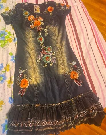 Ziyafət donları: Şəkildə gördüyünüz don S razmerdir.baha alinib.10 manata satiramHər — 20