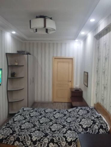 Продажа квартир: 3 комнаты, 72 м², Индивидуалка, 3 этаж, Косметический ремонт