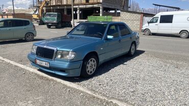 немецкий набор ключ: Mercedes-Benz W124: 1993 г., 2.2 л, Автомат, Бензин, Седан