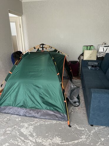 настольная футбольная игра: 🏕 Продаю автоматические палатки — 12 штук! Прочные и удобные палатки