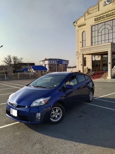 Toyota: Toyota Prius: 2011 г., 1.8 л, Автомат, Гибрид, Седан