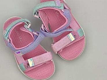 sweter serca: Sandałki Nelli Blu, 27, Używany — 1