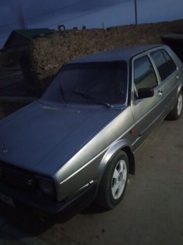 машина golf: Volkswagen Golf: 1990 г., 1.8 л, Механика, Бензин, Седан