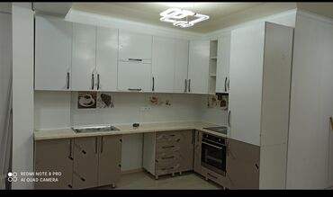 шкаф для белья: Кухонный гарнитур, цвет - Белый, Новый