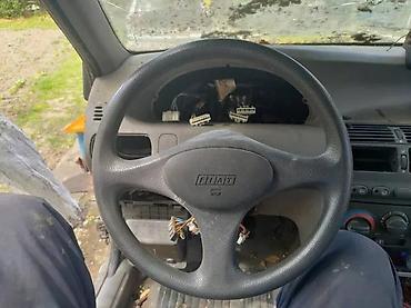 VOLAN FABRIČKI FIAT PUNTO 1 | Kao nov