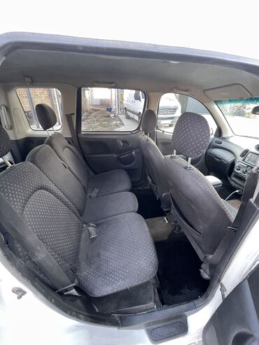 Toyota: Toyota Funcargo: 2002 г., 1.3 л, Автомат, Бензин, Хэтчбэк — 8