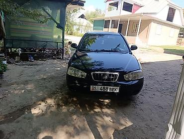 211 3 2: Hyundai Elantra: 2001 г., Механика, Седан — 1