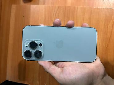 iphone cs: IPhone 16 Pro, Б/у, 256 ГБ, Серебристый, Чехол, 92 % — 1