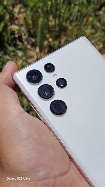 реми 9: Samsung Galaxy S22 Ultra, Б/у, 256 ГБ, цвет - Белый, 1 SIM