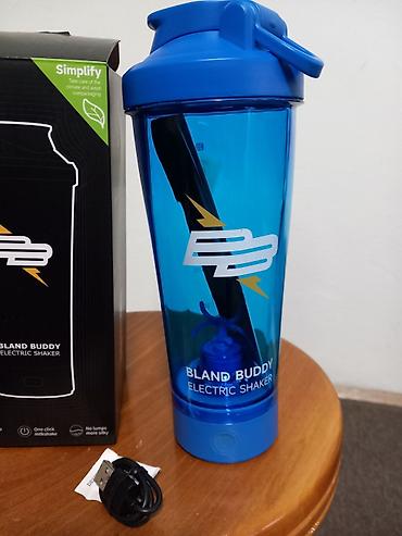 alat za otkivanje kose: BLAND BUDDY Electric Shaker – električni šejker za savršeno kremaste — 4