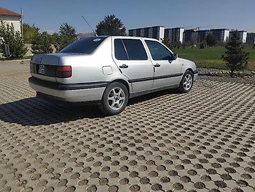 сиденья volkswagen: Volkswagen Vento: 1997 г., Механика, Бензин, Седан — 1