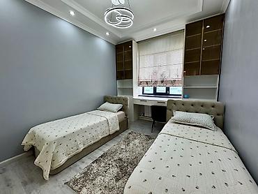 flat osh: 🏡 Продаётся премиальный 2-этажный дом в ж/м Кок-Жар Просторный дом — 8