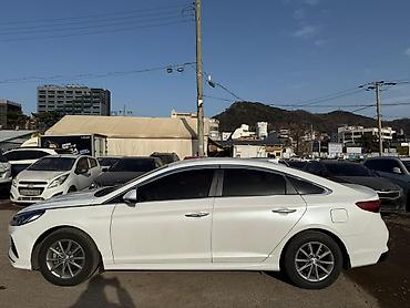 Hyundai: Hyundai Sonata: 2018 г., 2 л, Автомат, Газ, Седан — 2