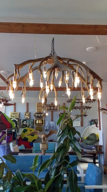 Stol lampaları: Çılçıraq, 10 və daha çox lampa, Taxta