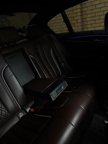 Продажа авто: BMW 5 series: 2019 г., Седан — 4