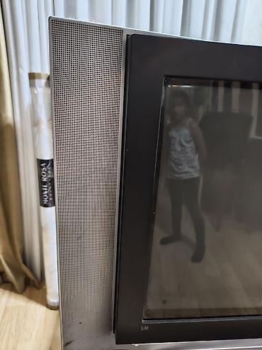 ses guc: Samsung markalı kineskop televizor. Klassik qalın ekranlı modeldir — 5