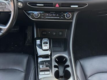 Hyundai: Hyundai Sonata: 2020 г., 2 л, Автомат, Гибрид, Седан — 4