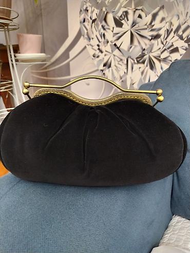 Классические сумки: Продаю бархатный редикюль сумочку, новая, черного цвета размер 30×15 — 13