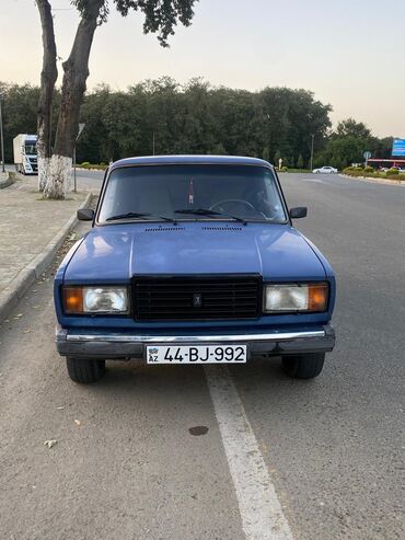 masin sayti auto az: Avtomobil: LADA 2107 (sedan) Rəng: Göy Salam ili 2005 di zavod maşn dı