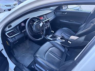 qaz: Kia K5: 2 l | 2018 il Sedan — 6